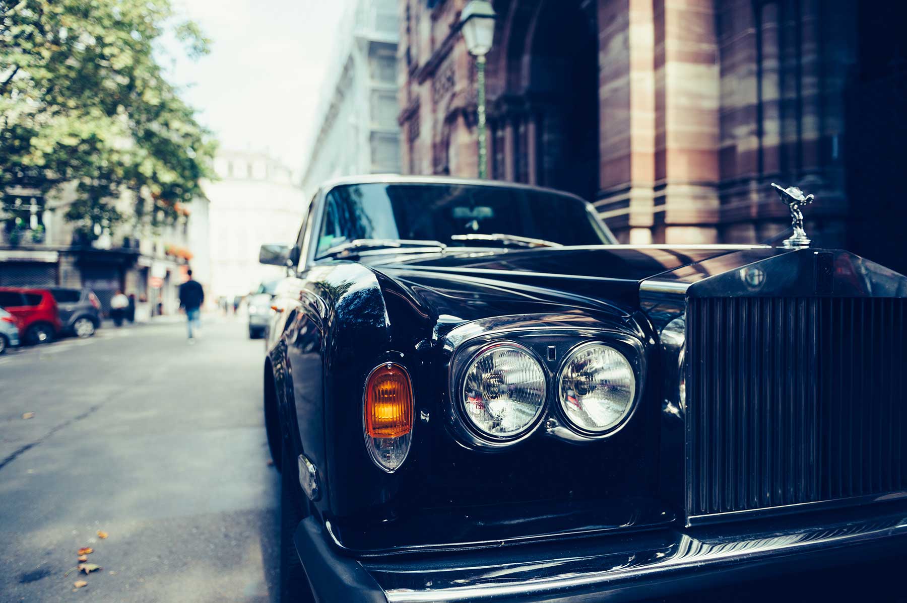 Premium Rental Benefits of Rolls-Royce